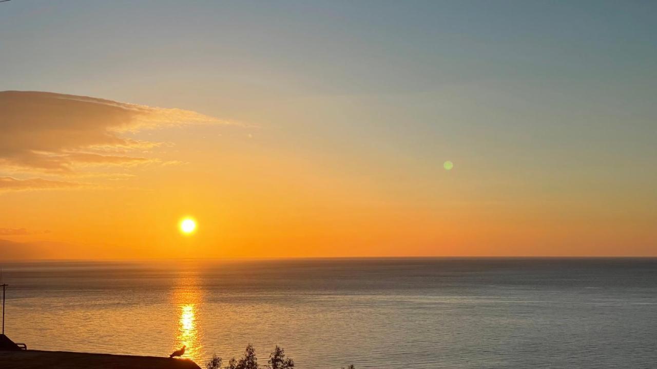 勒托阳尼Baia Aurora别墅 外观 照片