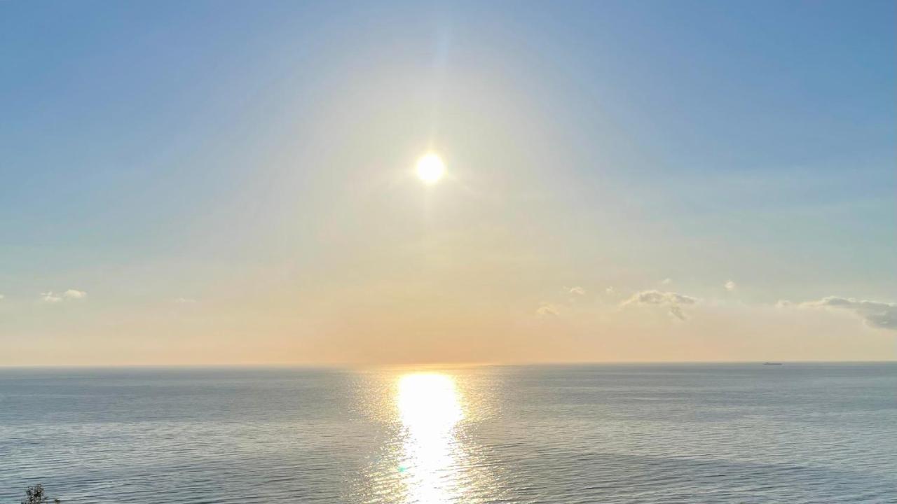 勒托阳尼Baia Aurora别墅 外观 照片